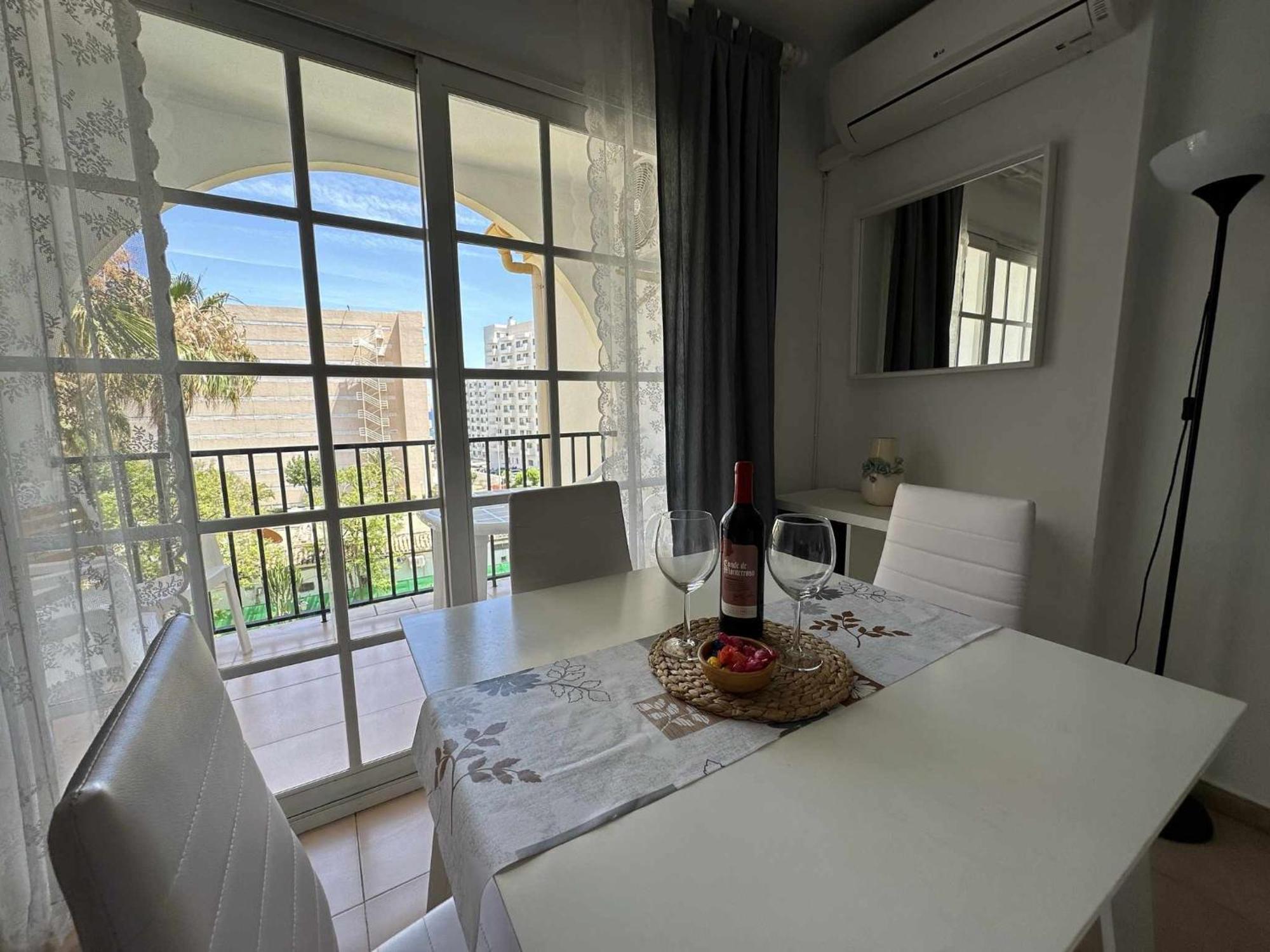 Apartamento La Carihuela A 2 Minutos De La Playa Торемолинос Екстериор снимка